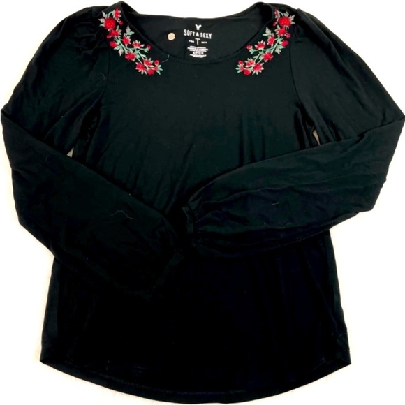 American Eagle Women’s XL Black Long Sleeve Blouse with Rose Appliqué, NWOT - Picture 1 of 5